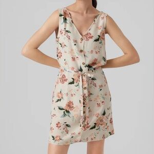 Vero Moda Floral Print Mini Dress